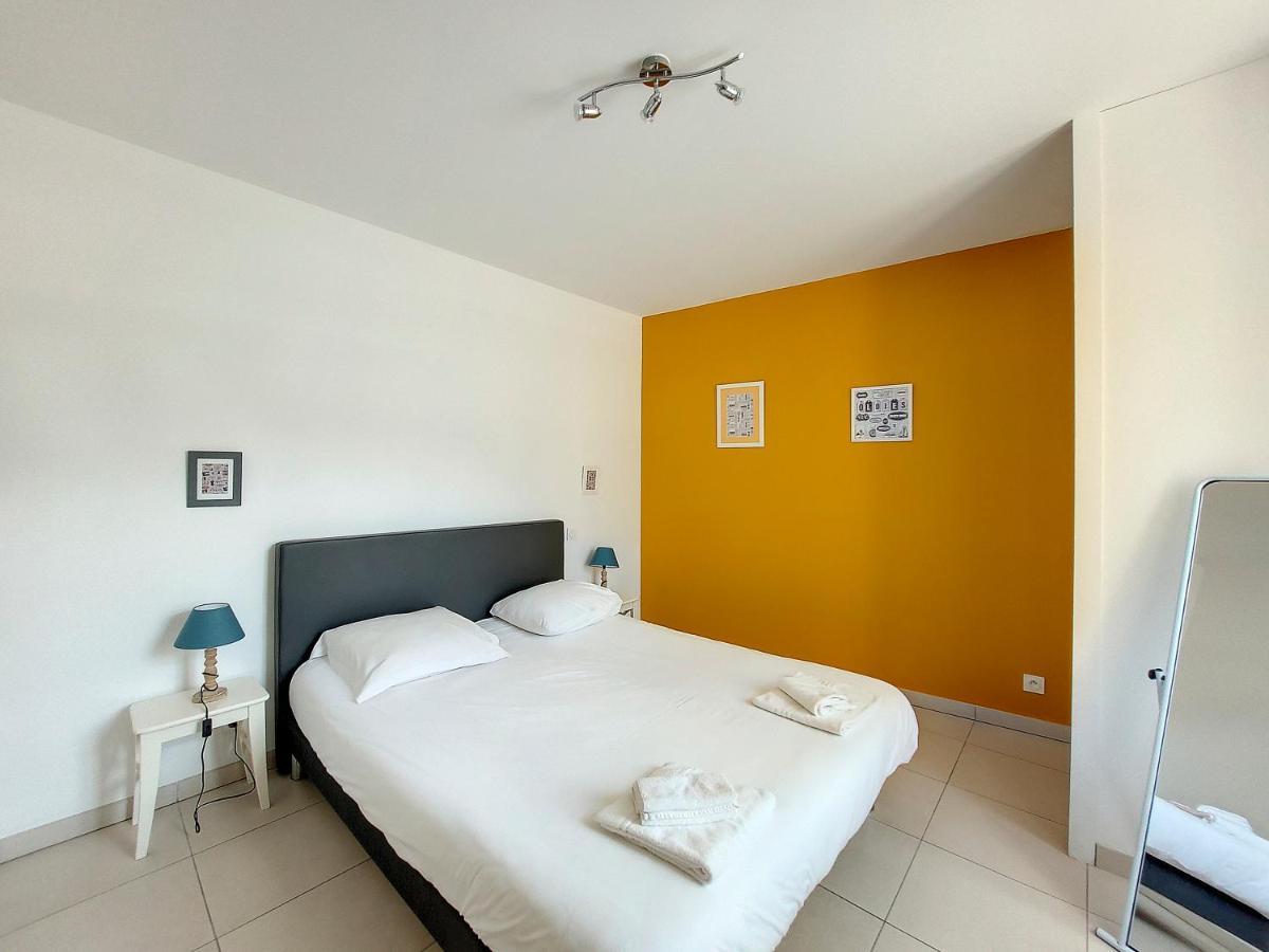 Apartamento Au Fil De L'Eau - Le Bord De Rance Dinan Exterior foto