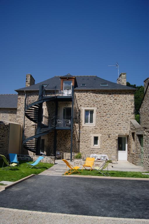 Apartamento Au Fil De L'Eau - Le Bord De Rance Dinan Exterior foto